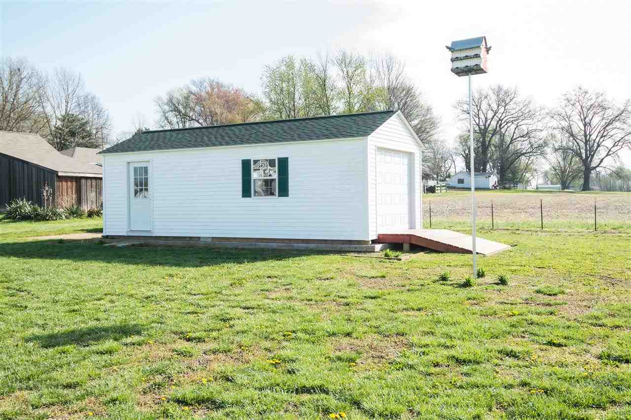 1742 S Henderson Rd, Vincennes, IN 47591 photo 15