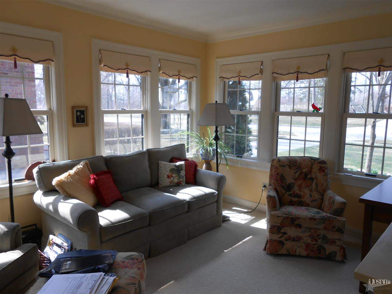 4647 Old Mill Rd, Fort Wayne, IN 46807 photo 2