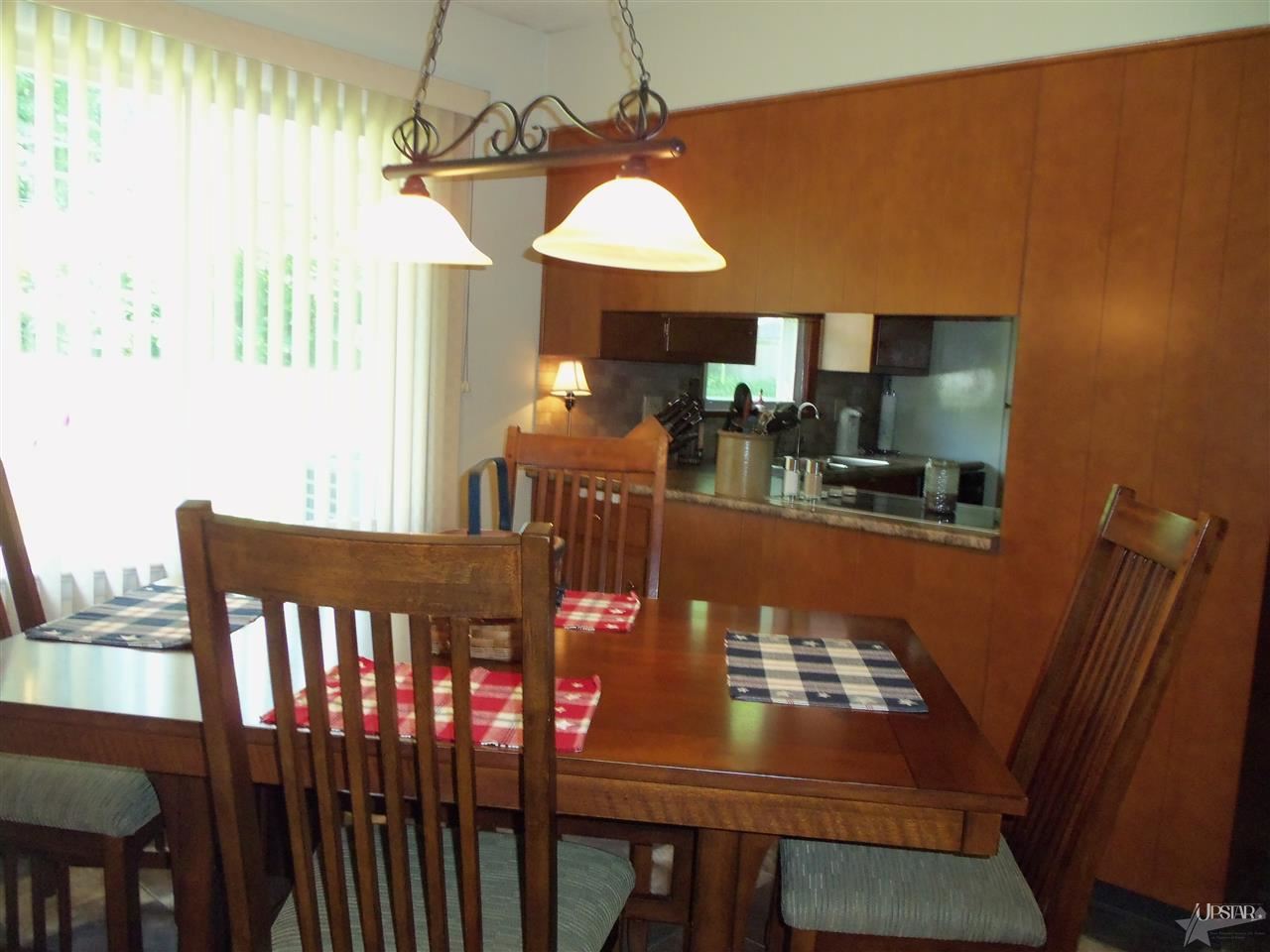 107 Zona Dr, Auburn, IN 46706 photo 13