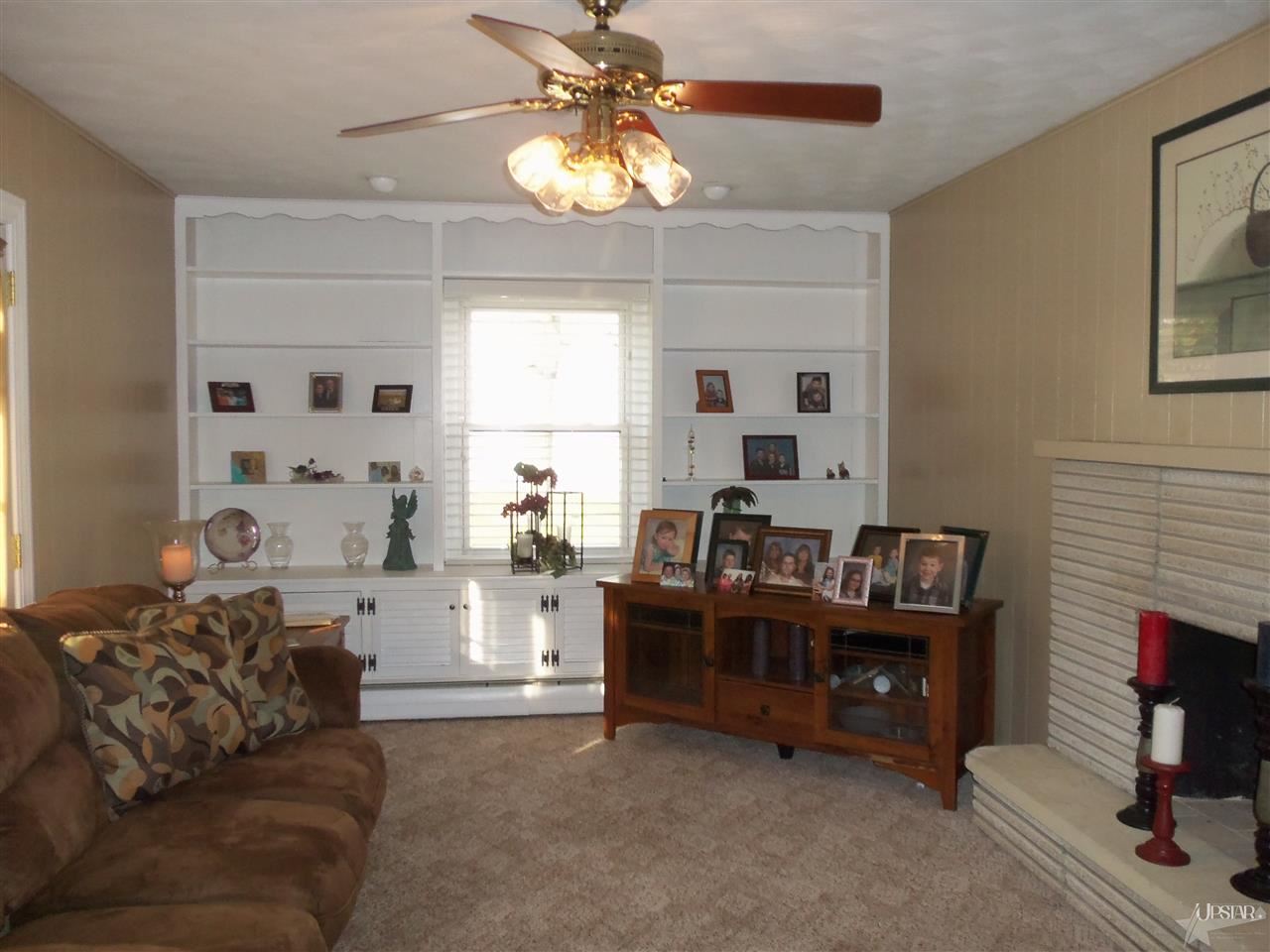 107 Zona Dr, Auburn, IN 46706 photo 7