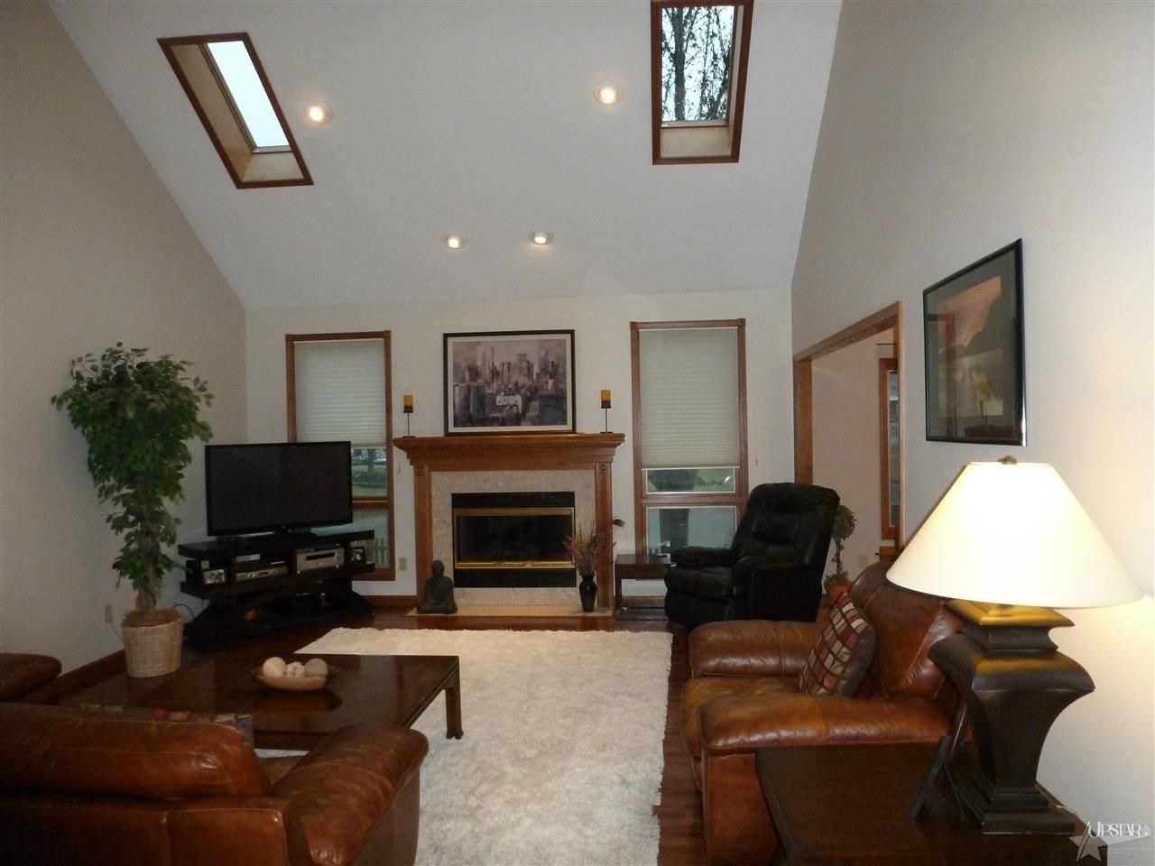 702 Timberlake Trl, Fort Wayne, IN 46804 photo 8