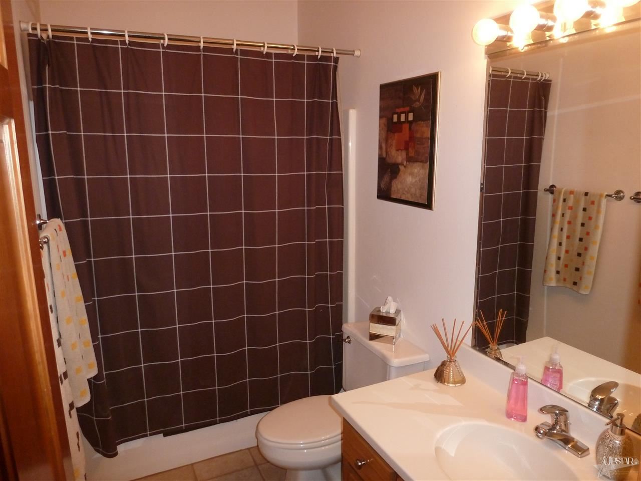 702 Timberlake Trl, Fort Wayne, IN 46804 photo 15