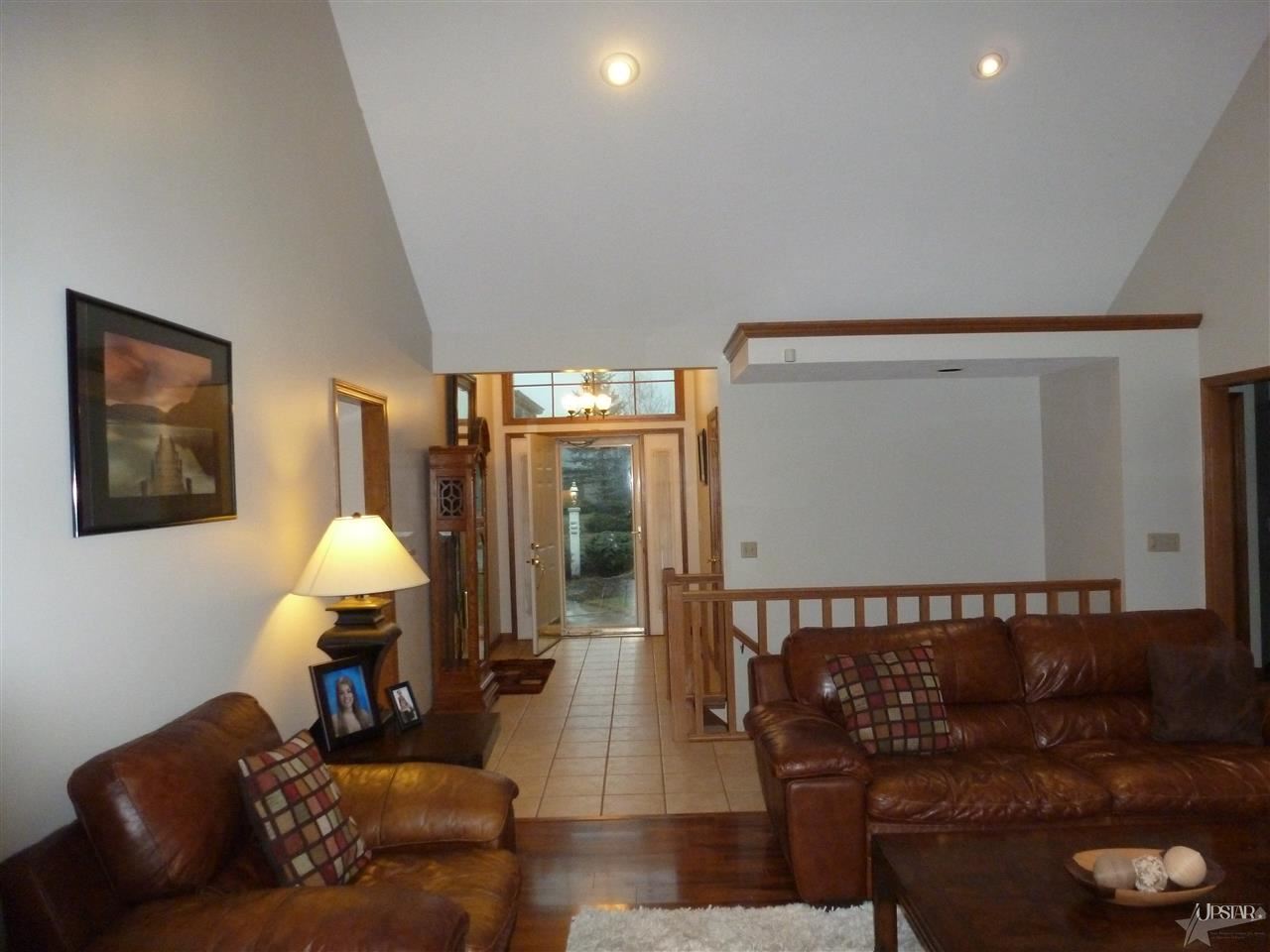 702 Timberlake Trl, Fort Wayne, IN 46804 photo 10