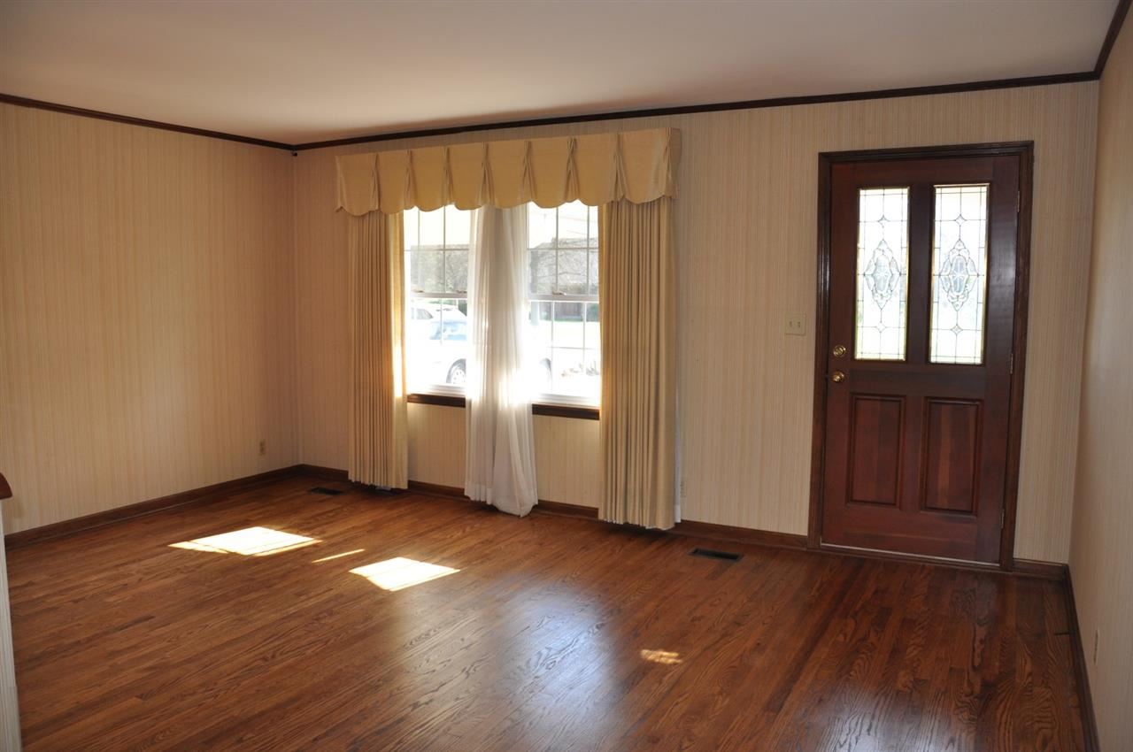 5806 Ward Rd, Evansville, IN 47711 photo 2