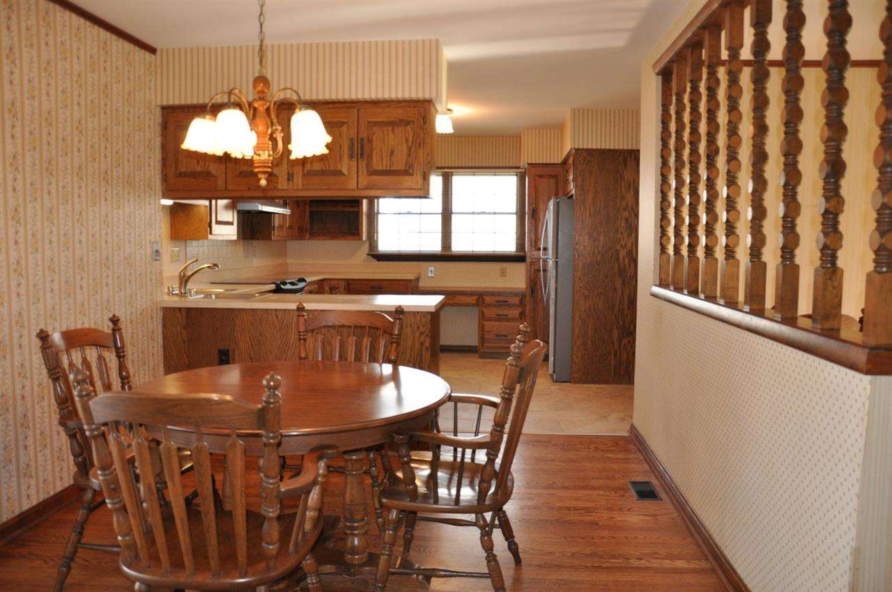 5806 Ward Rd, Evansville, IN 47711 photo 4