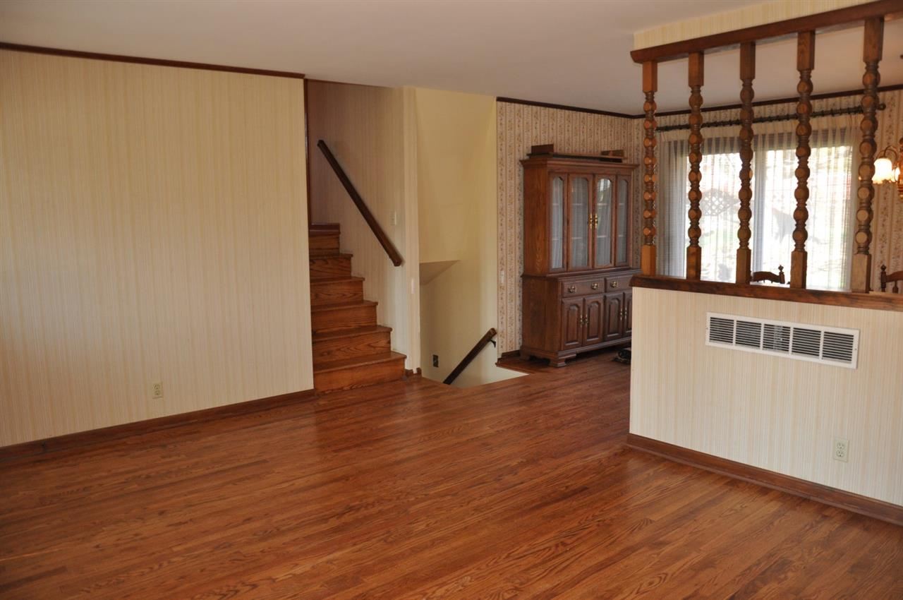 5806 Ward Rd, Evansville, IN 47711 photo 3