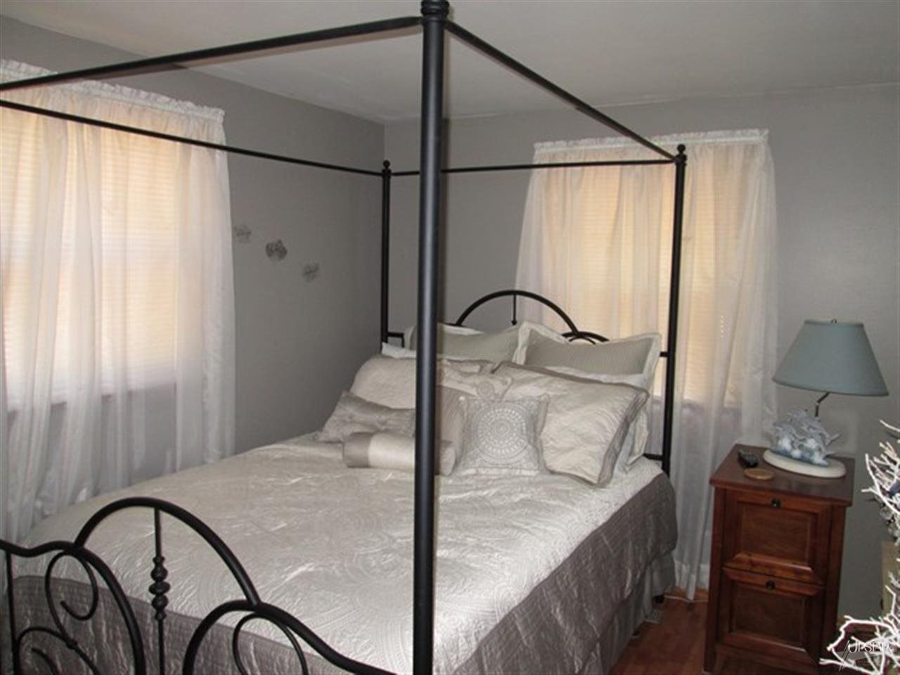 504 E Hill St, Garrett, IN 46738 photo 9