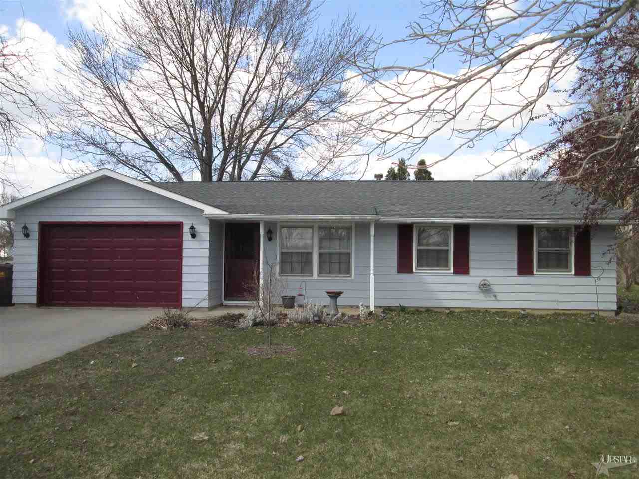 504 E Hill St, Garrett, IN 46738 photo 1