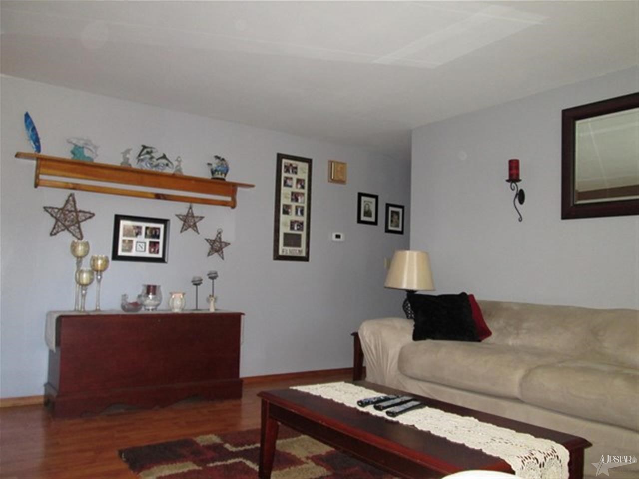 504 E Hill St, Garrett, IN 46738 photo 3