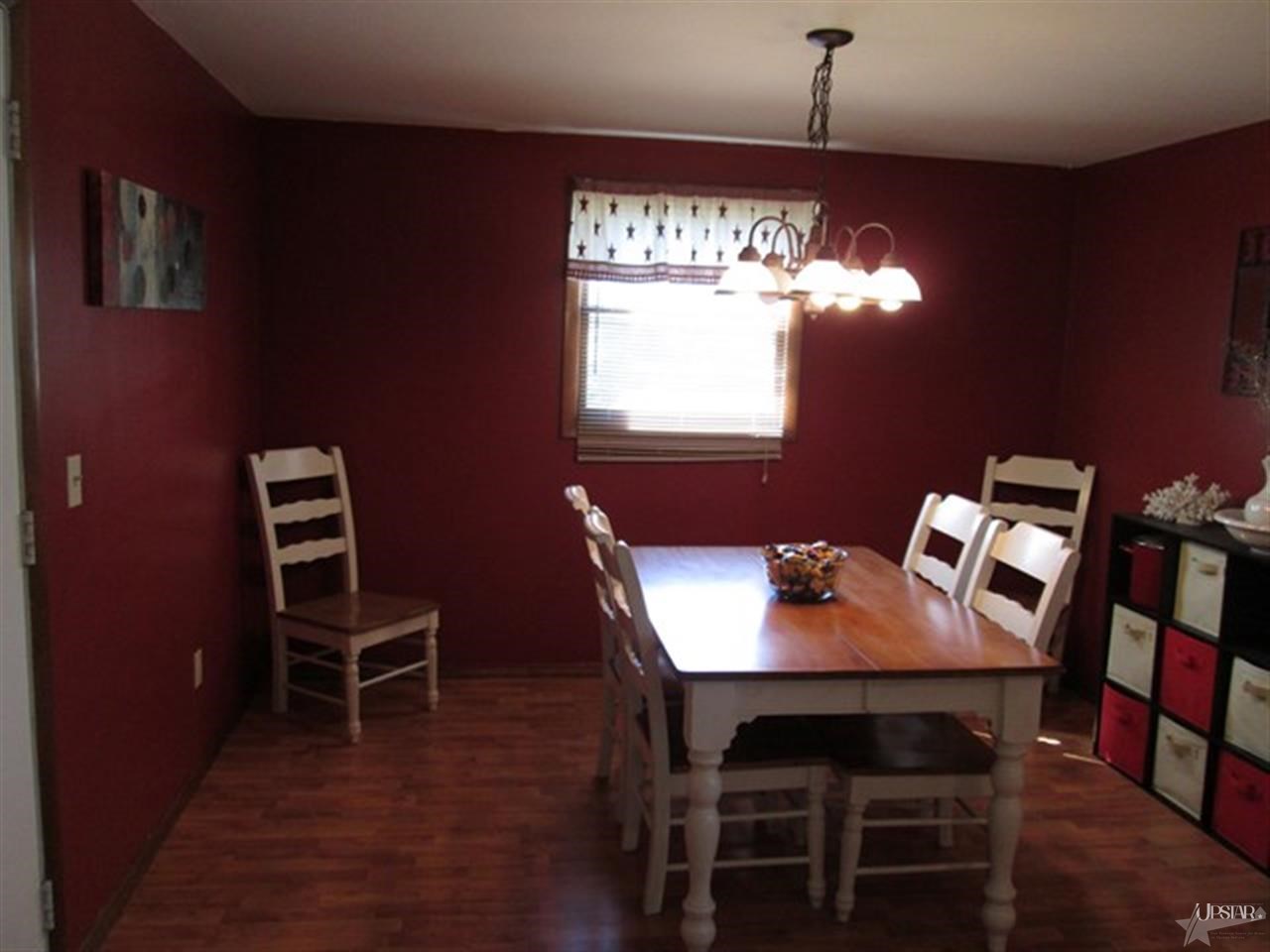 504 E Hill St, Garrett, IN 46738 photo 7