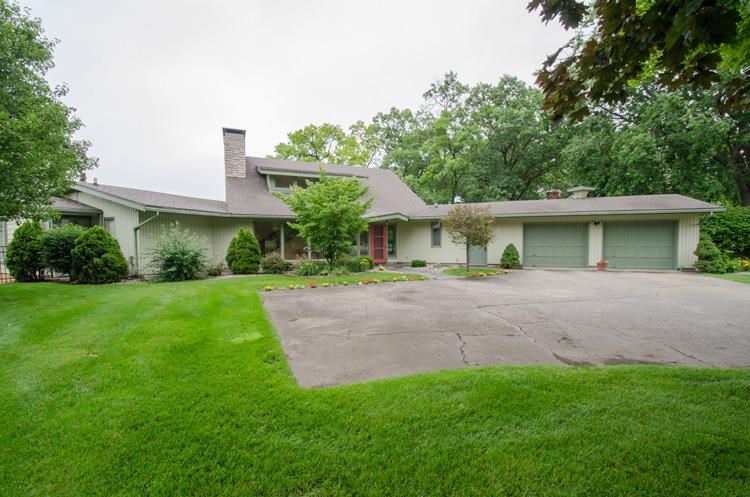 3660 Gordon Rd, Elkhart, IN 46516 photo 1