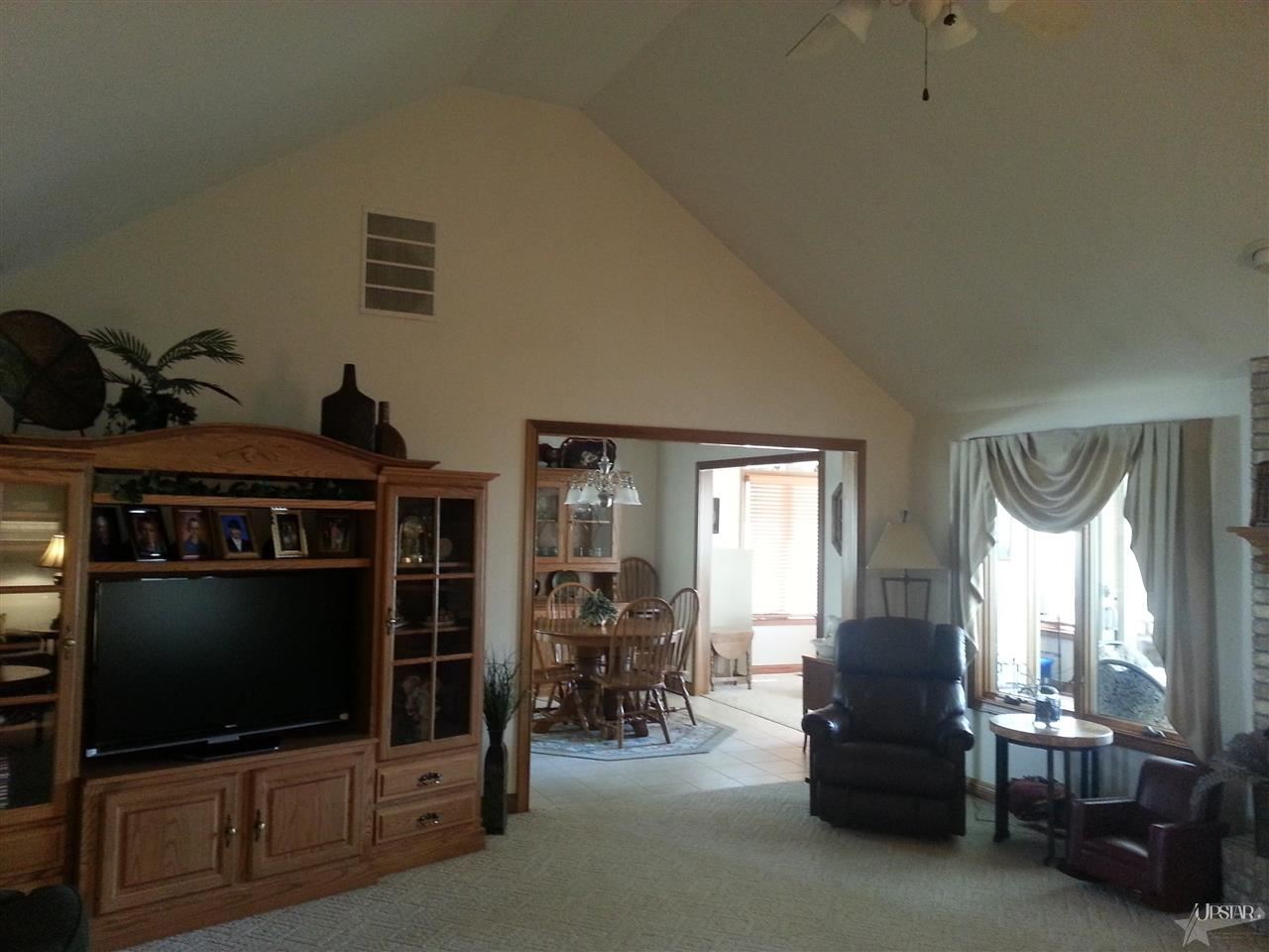 11433 Tillbury Cv, Fort Wayne, IN 46845 photo 7