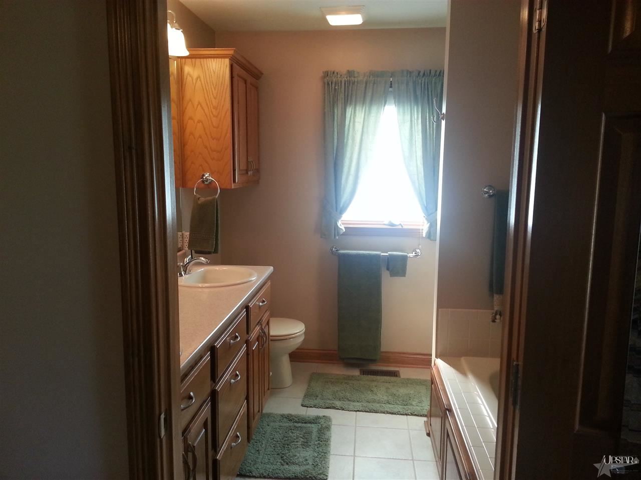 11433 Tillbury Cv, Fort Wayne, IN 46845 photo 27