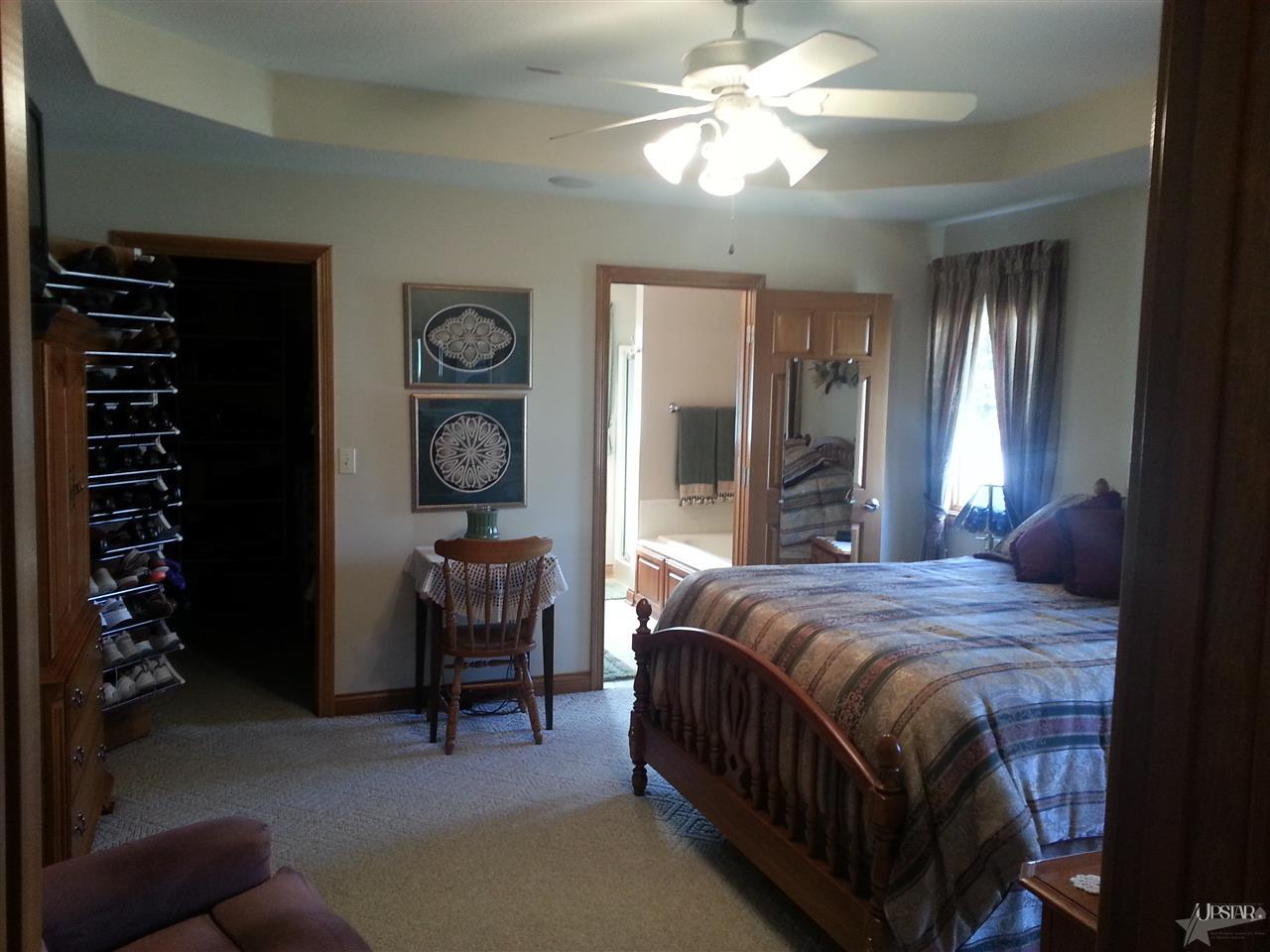 11433 Tillbury Cv, Fort Wayne, IN 46845 photo 23