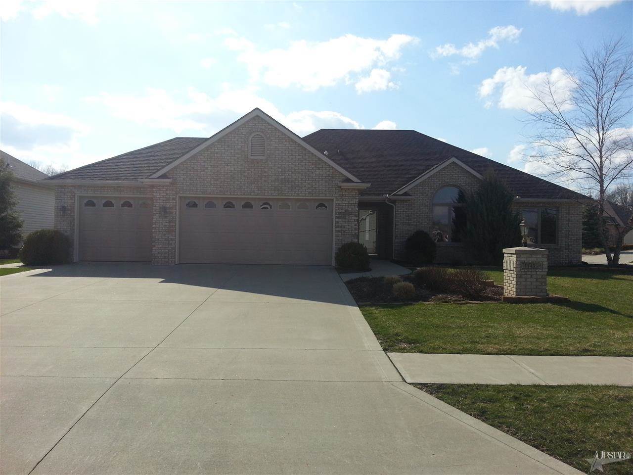 11433 Tillbury Cv, Fort Wayne, IN 46845 photo 2
