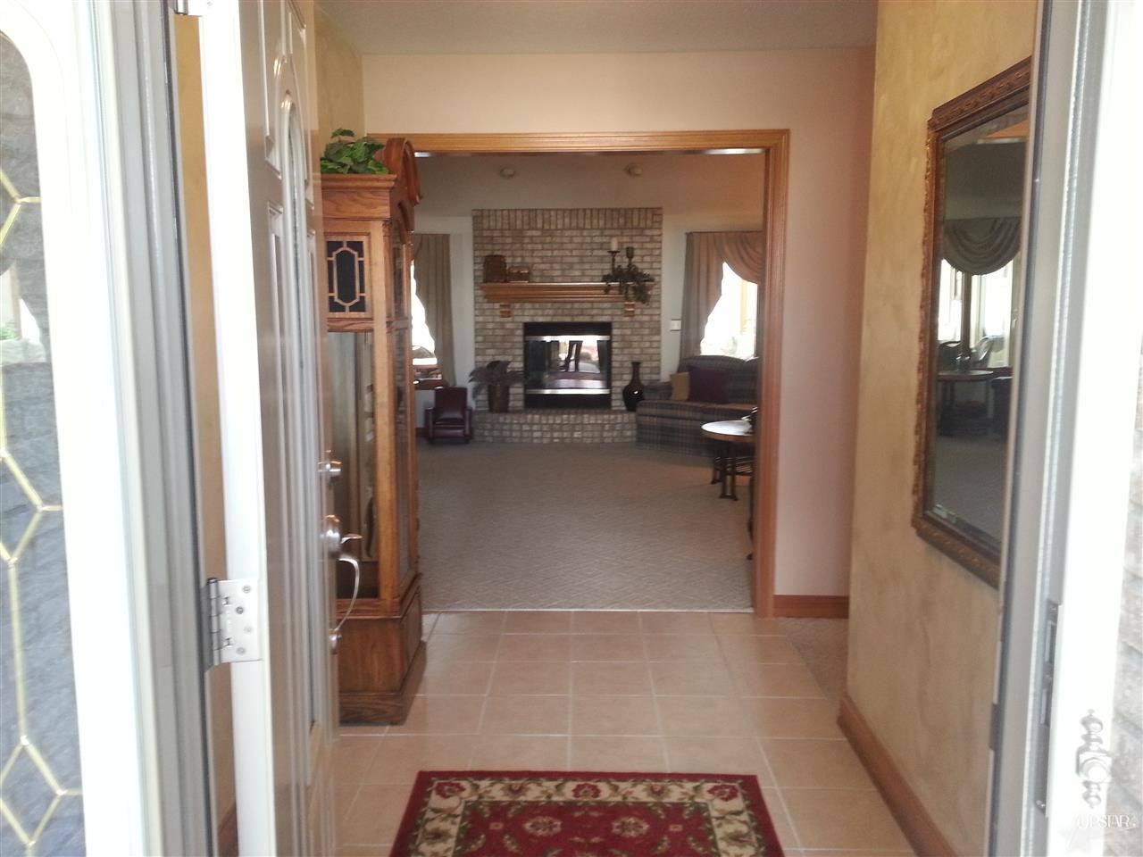 11433 Tillbury Cv, Fort Wayne, IN 46845 photo 5