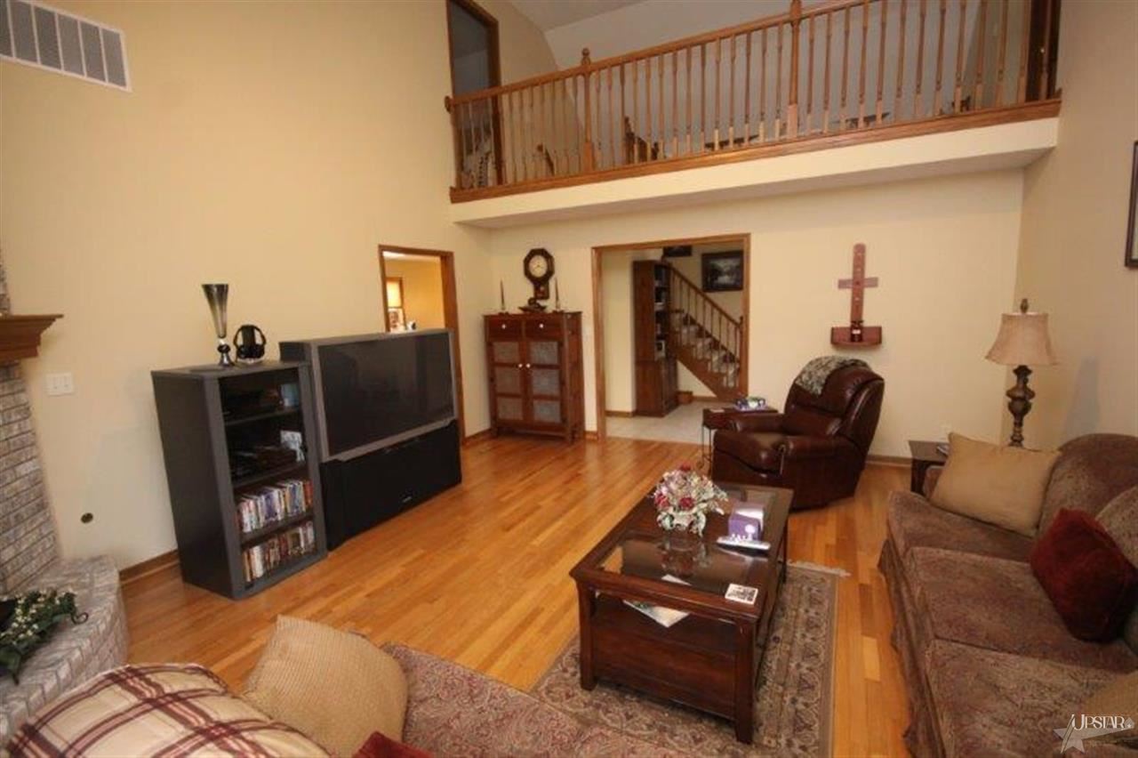 6412 Tree Top Trl, Fort Wayne, IN 46845 photo 12