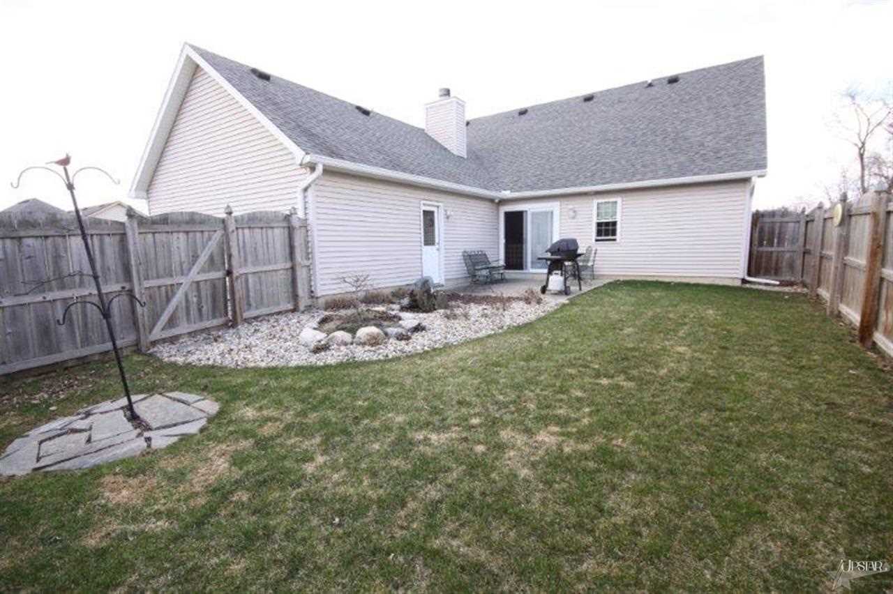 6412 Tree Top Trl, Fort Wayne, IN 46845 photo 8