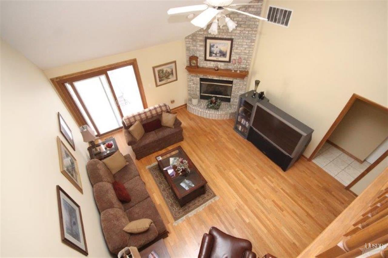 6412 Tree Top Trl, Fort Wayne, IN 46845 photo 17