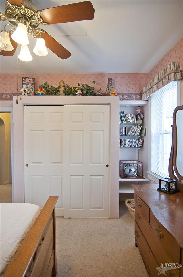 516 W Market St, Columbia City, IN 46725 photo 18