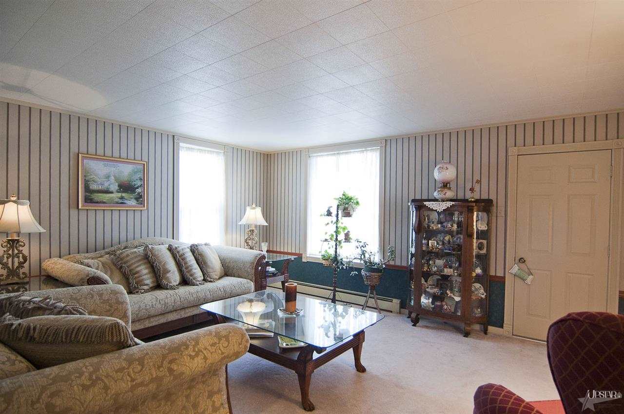 516 W Market St, Columbia City, IN 46725 photo 12