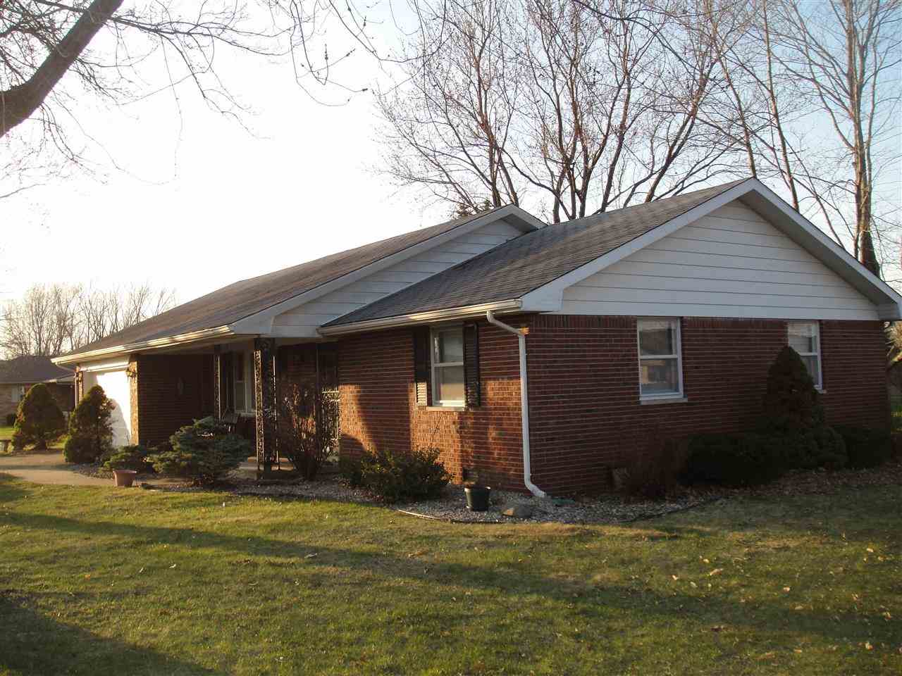 1202 Westbrook Dr, Kokomo, IN 46902 photo 3