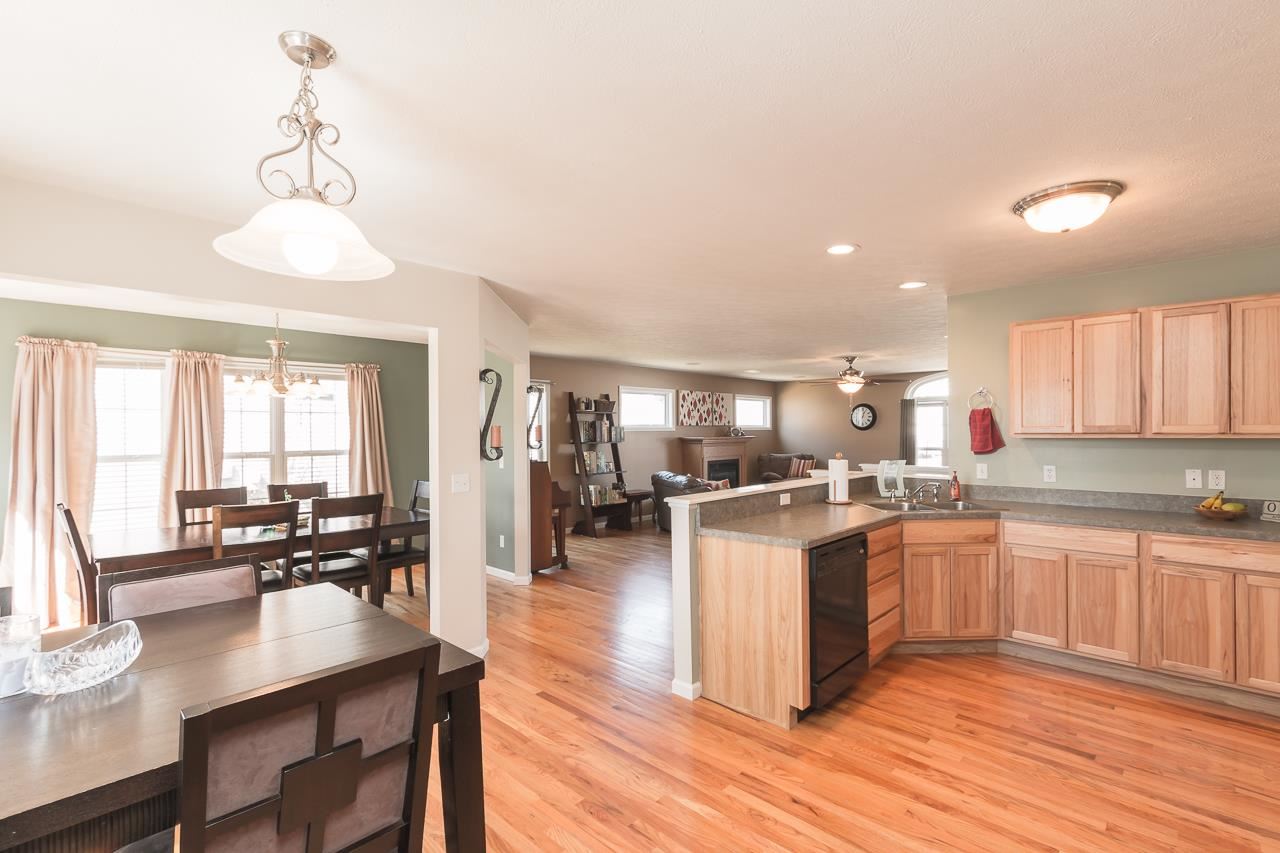 18330 Munich Ponds Dr, South Bend, IN 46637 photo 14