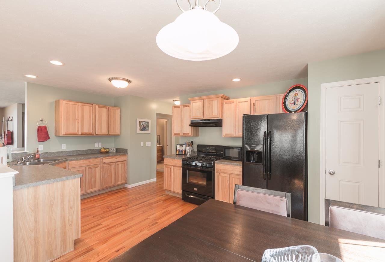 18330 Munich Ponds Dr, South Bend, IN 46637 photo 15