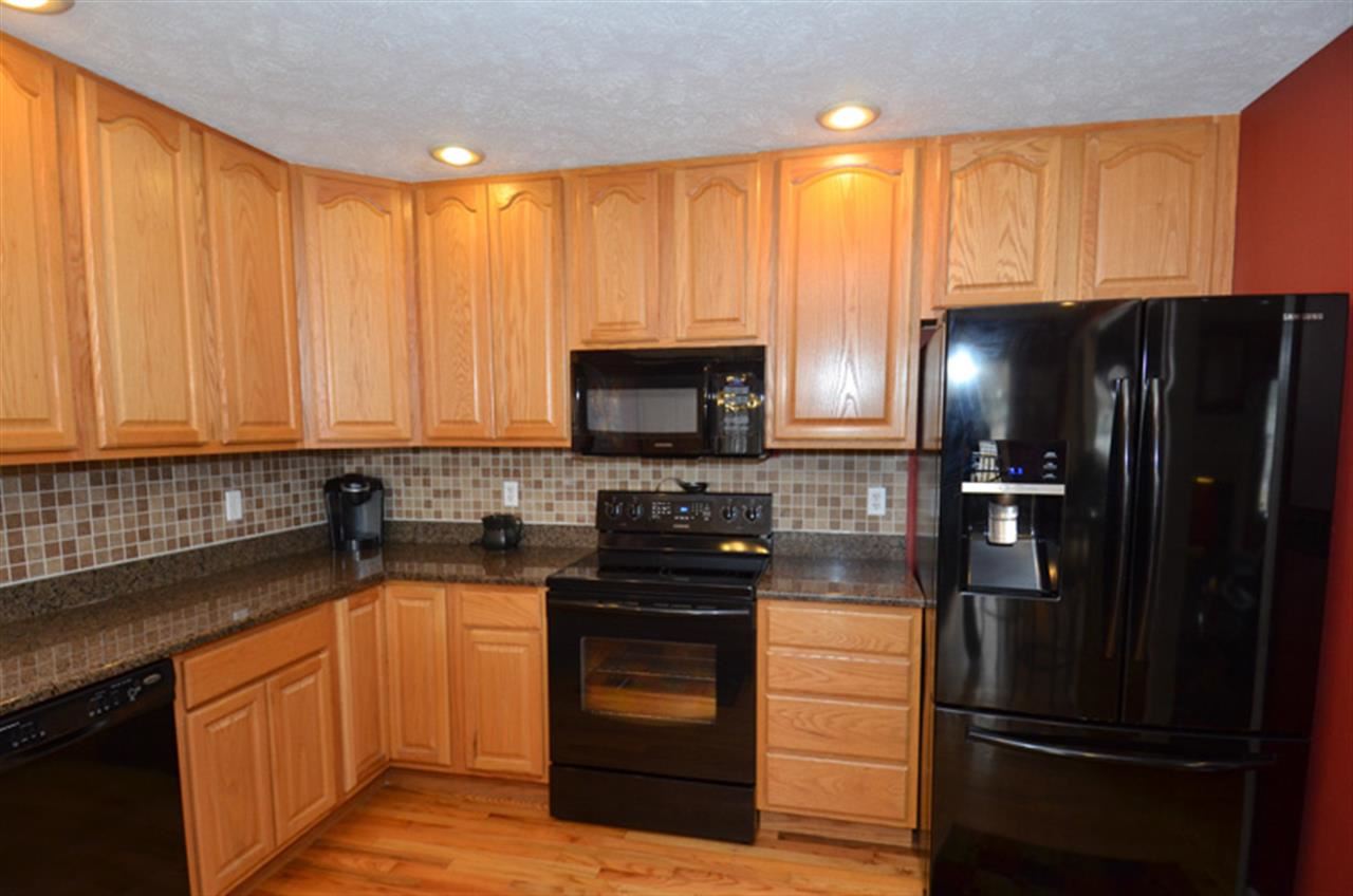 55773 Black Pheasant Dr, Osceola, IN 46561 photo 18