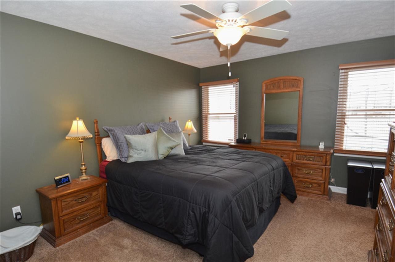 55773 Black Pheasant Dr, Osceola, IN 46561 photo 4