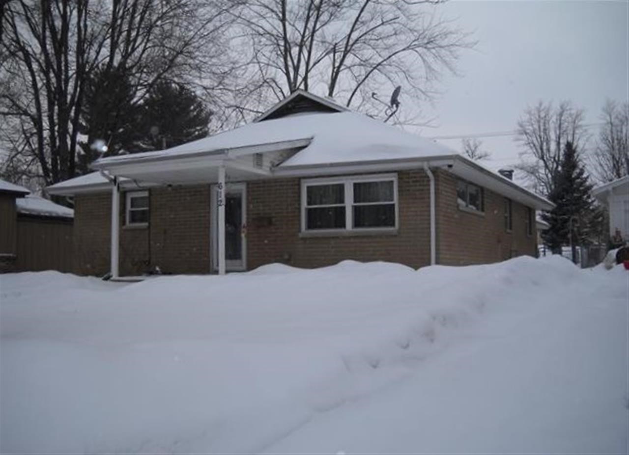 612 S Columbia St, Warsaw, IN 46580 photo 3