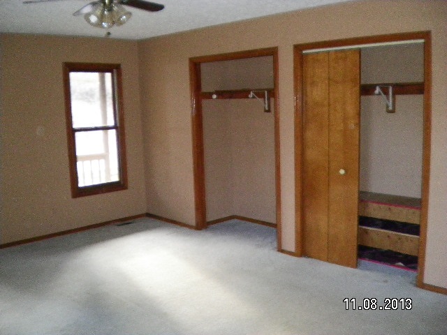 935 N Wolf Rd, Bloomfield, IN 47424 photo 14