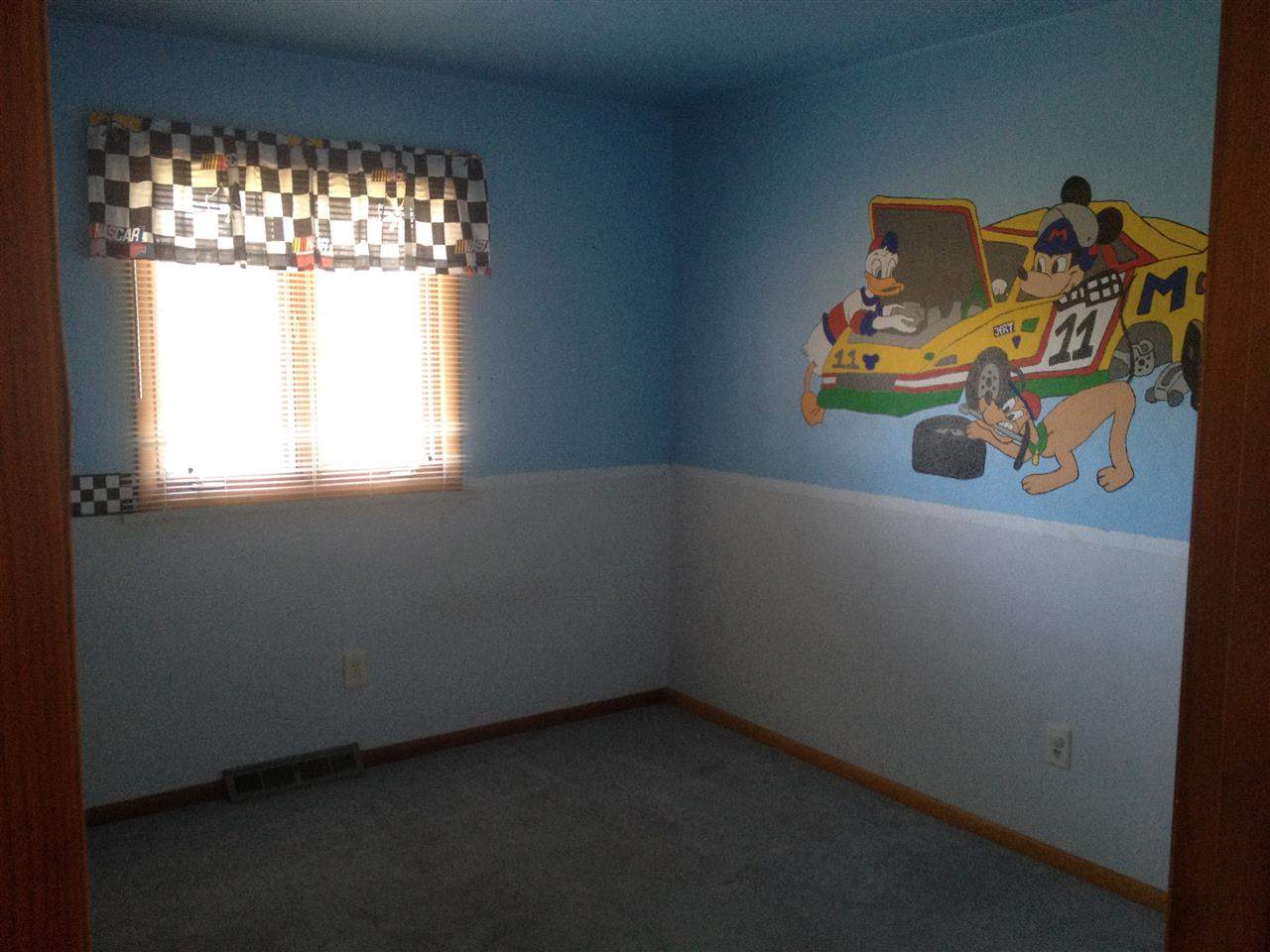 27155 Dunn Rd, South Bend, IN 46628 photo 4