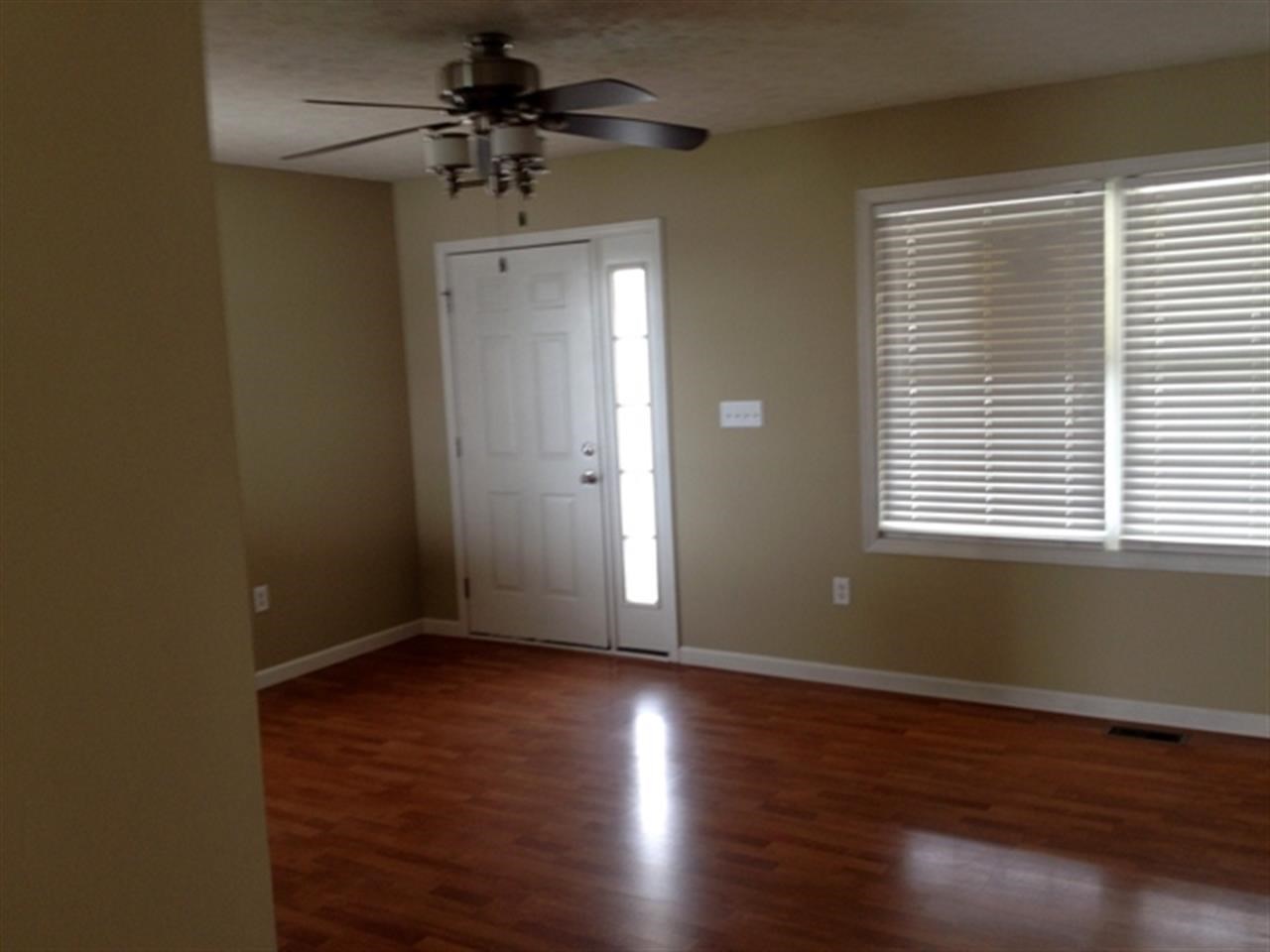 1702 W Sunstone Dr, Bloomington, IN 47403 photo 2