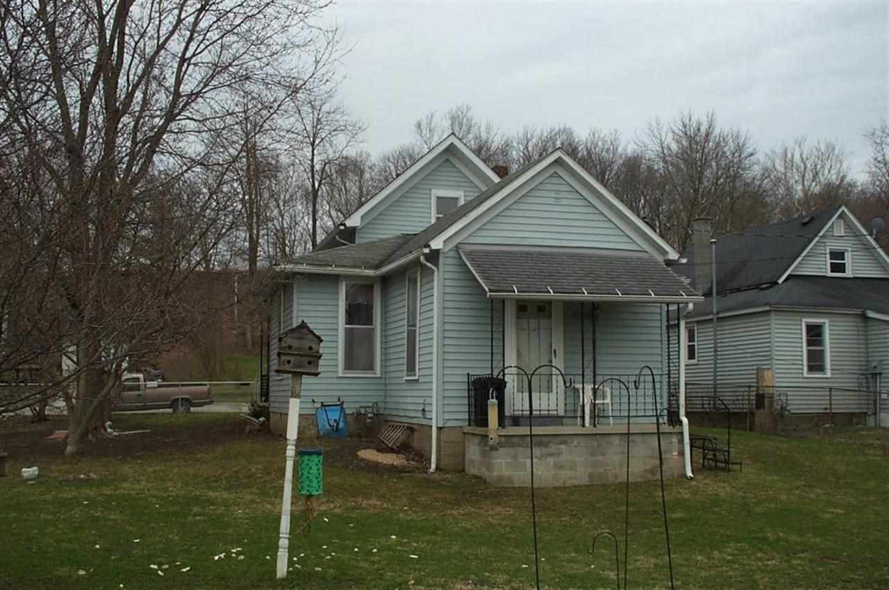 18 E Spring St, Peru, IN 46970 photo 10