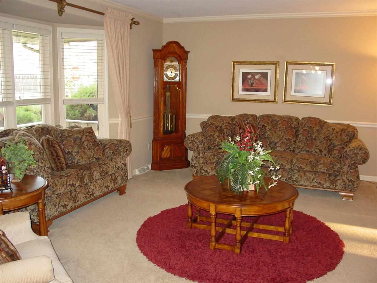 5499 Kenwood Cir, Newburgh, IN 47630 photo 4