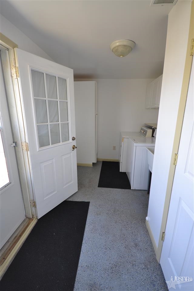 3318 Eastway Dr, Fort Wayne, IN 46806 photo 7