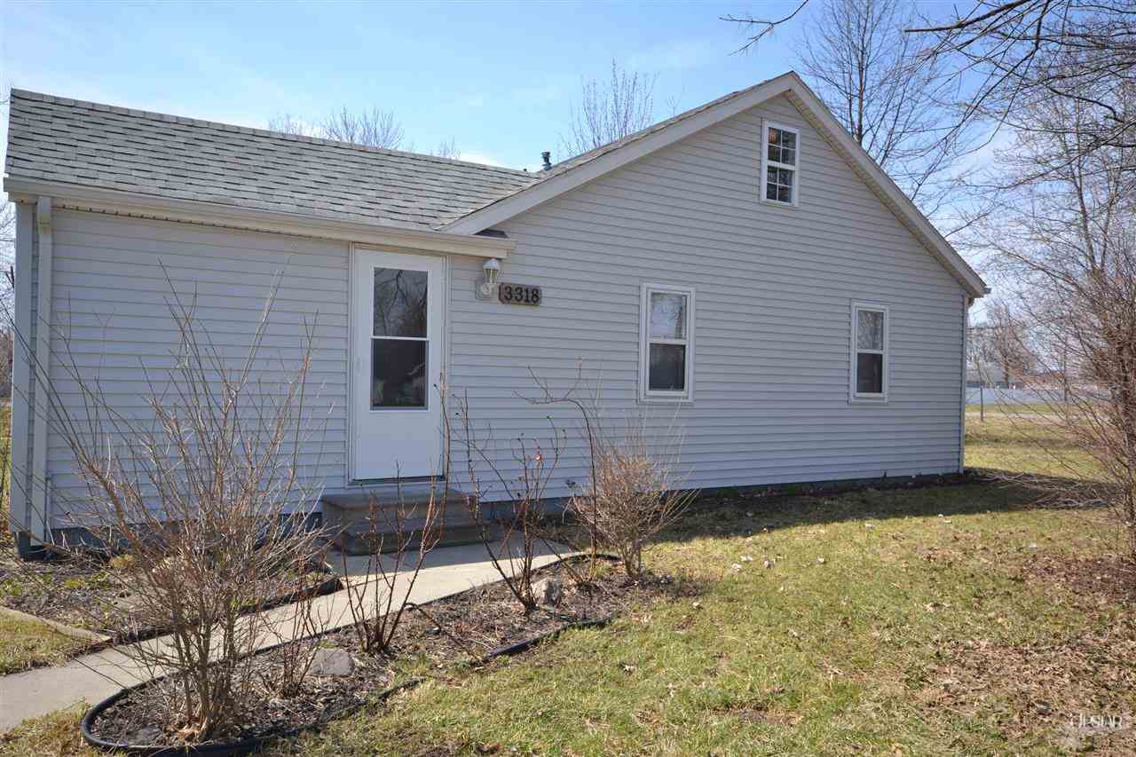 3318 Eastway Dr, Fort Wayne, IN 46806 photo 2