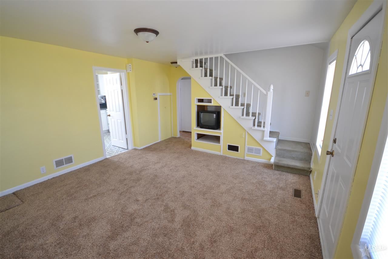 3318 Eastway Dr, Fort Wayne, IN 46806 photo 4