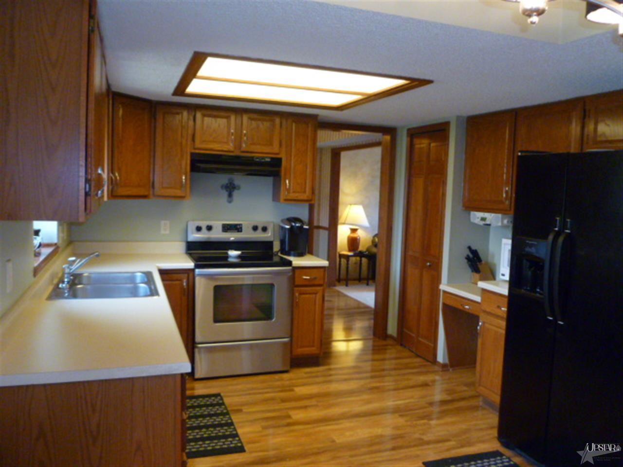 2110 Broken Oak Rd, Fort Wayne, IN 46818 photo 3