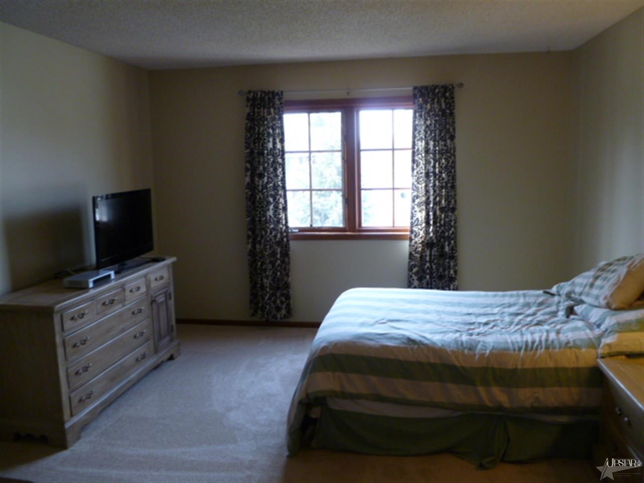 2110 Broken Oak Rd, Fort Wayne, IN 46818 photo 13