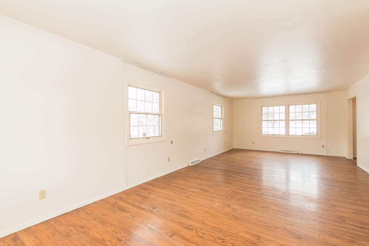 17605 Darden Rd, South Bend, IN 46635 photo 12
