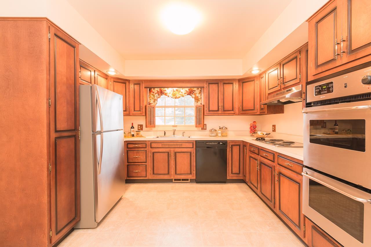 17605 Darden Rd, South Bend, IN 46635 photo 2
