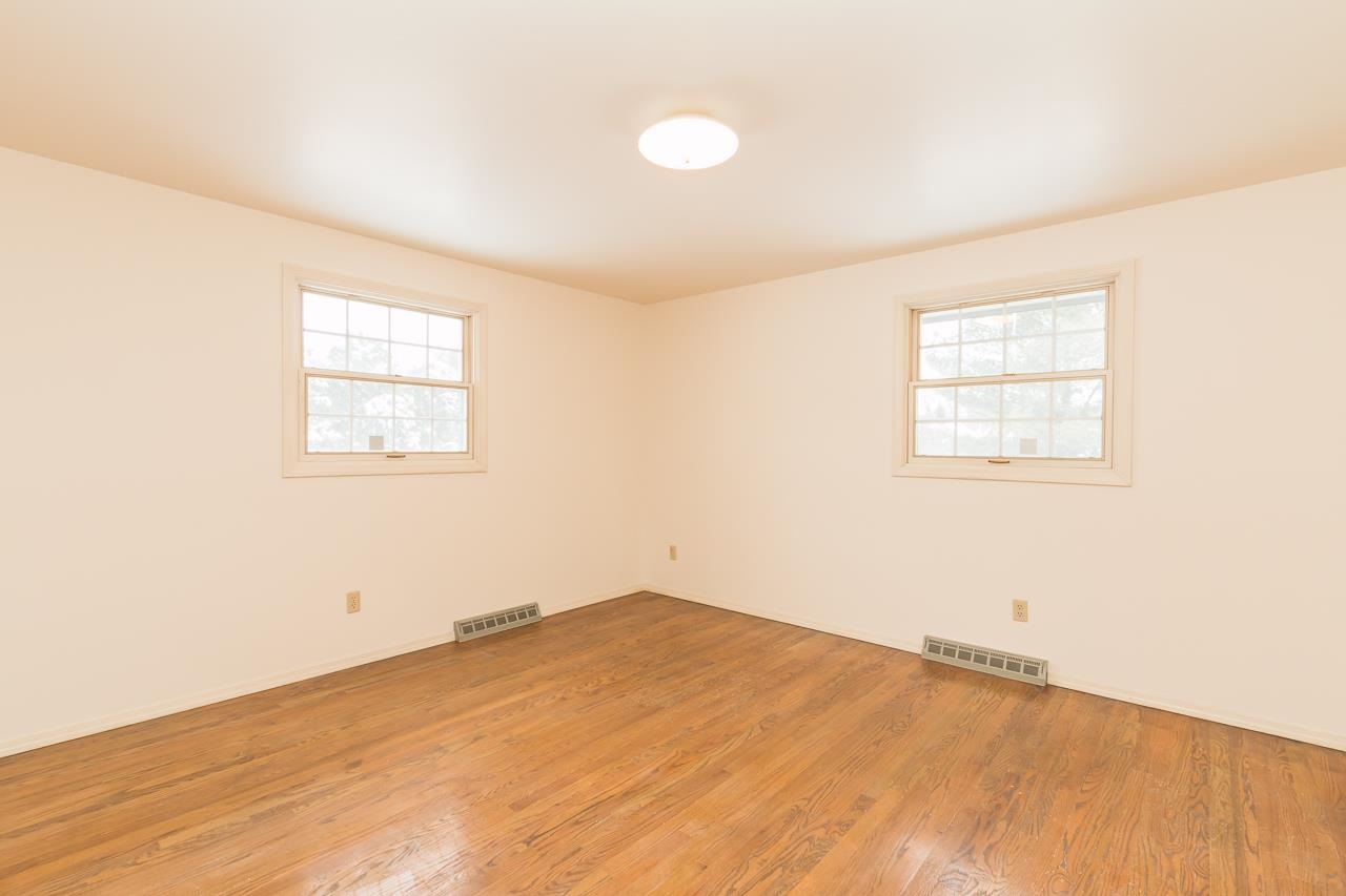 17605 Darden Rd, South Bend, IN 46635 photo 23