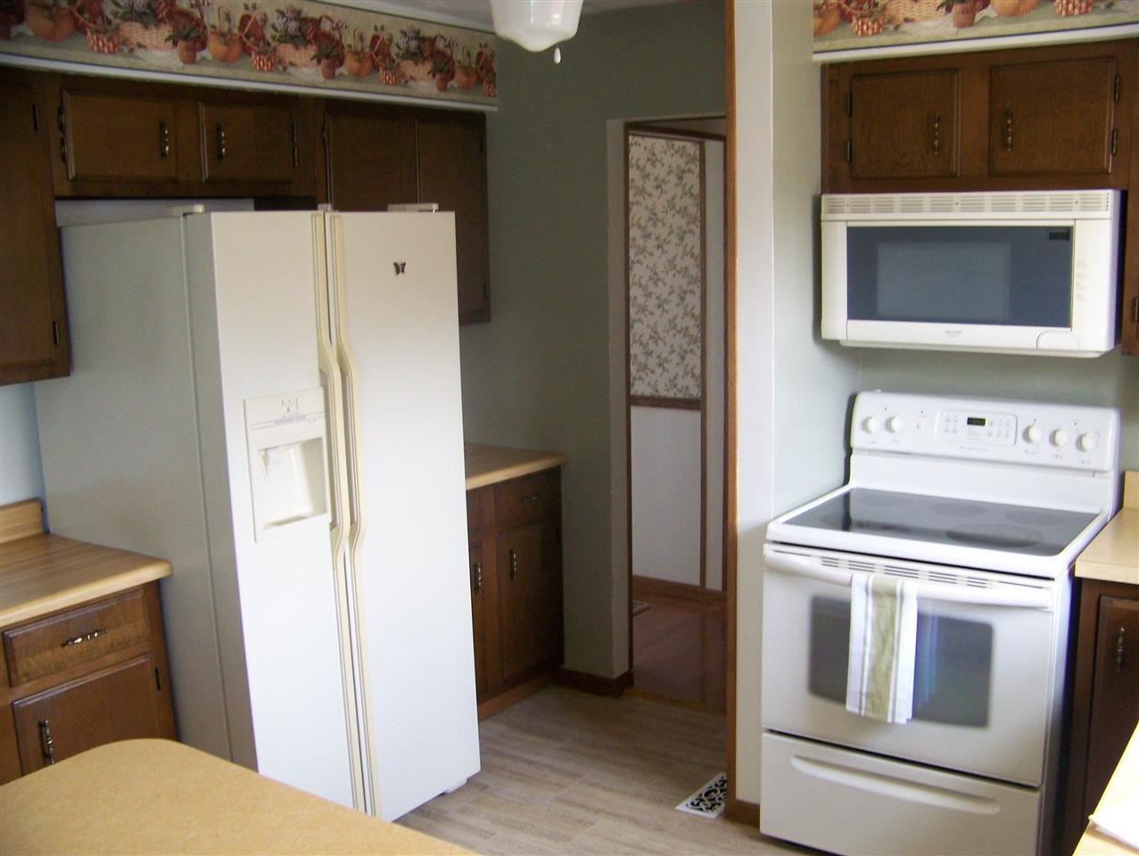 1105 N Park Ave, Marion, IN 46952 photo 4