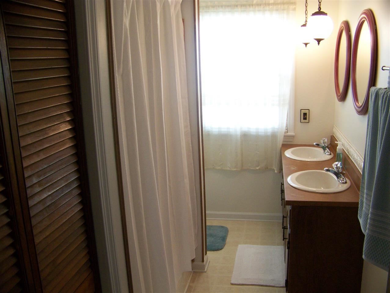 1105 N Park Ave, Marion, IN 46952 photo 12