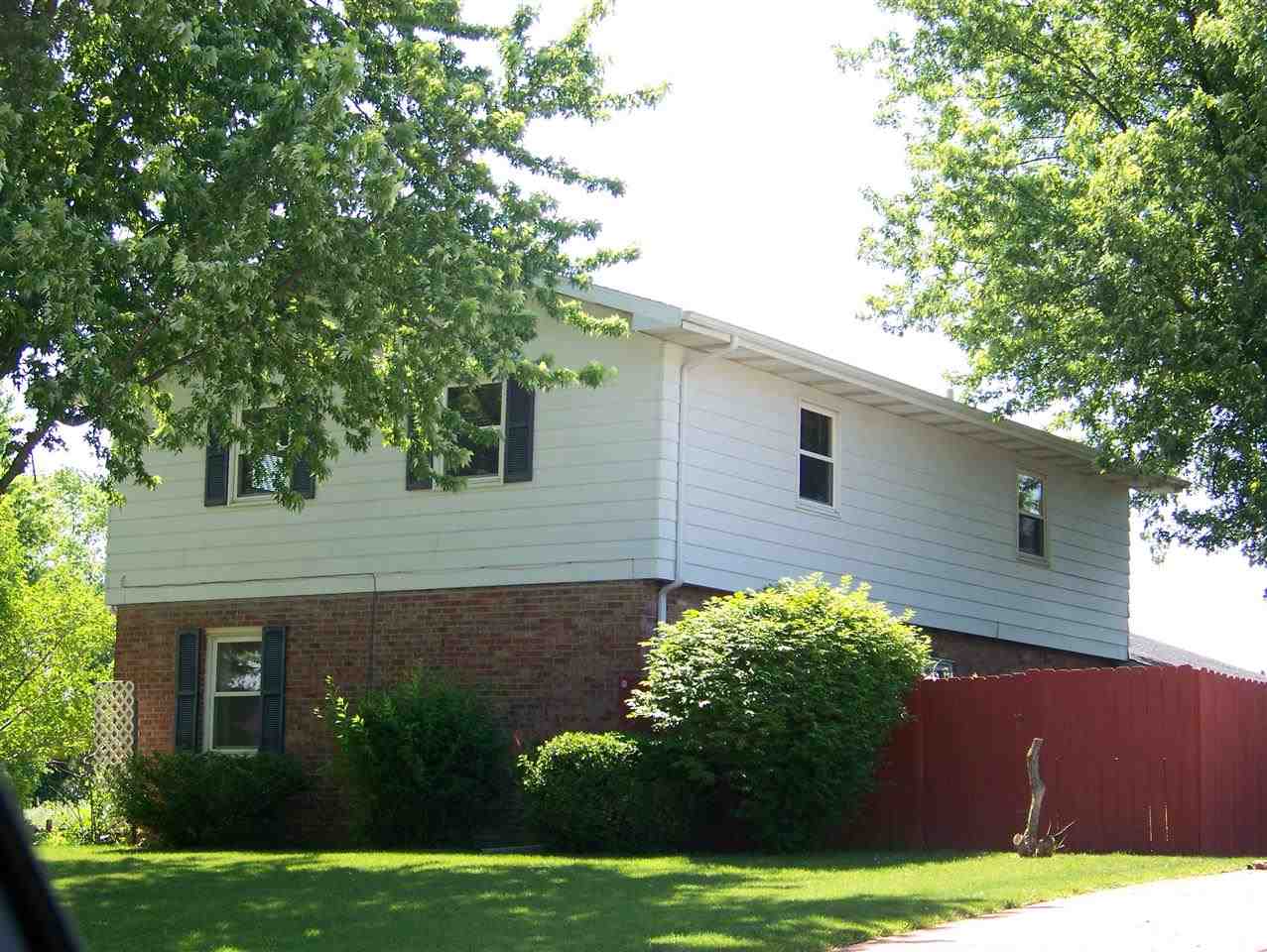 1105 N Park Ave, Marion, IN 46952 photo 2