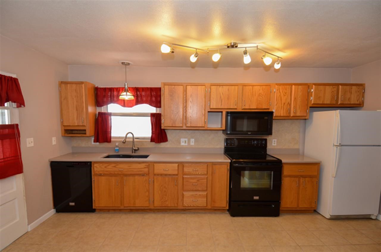 1549 Arcadia Ave, South Bend, IN 46635 photo 2