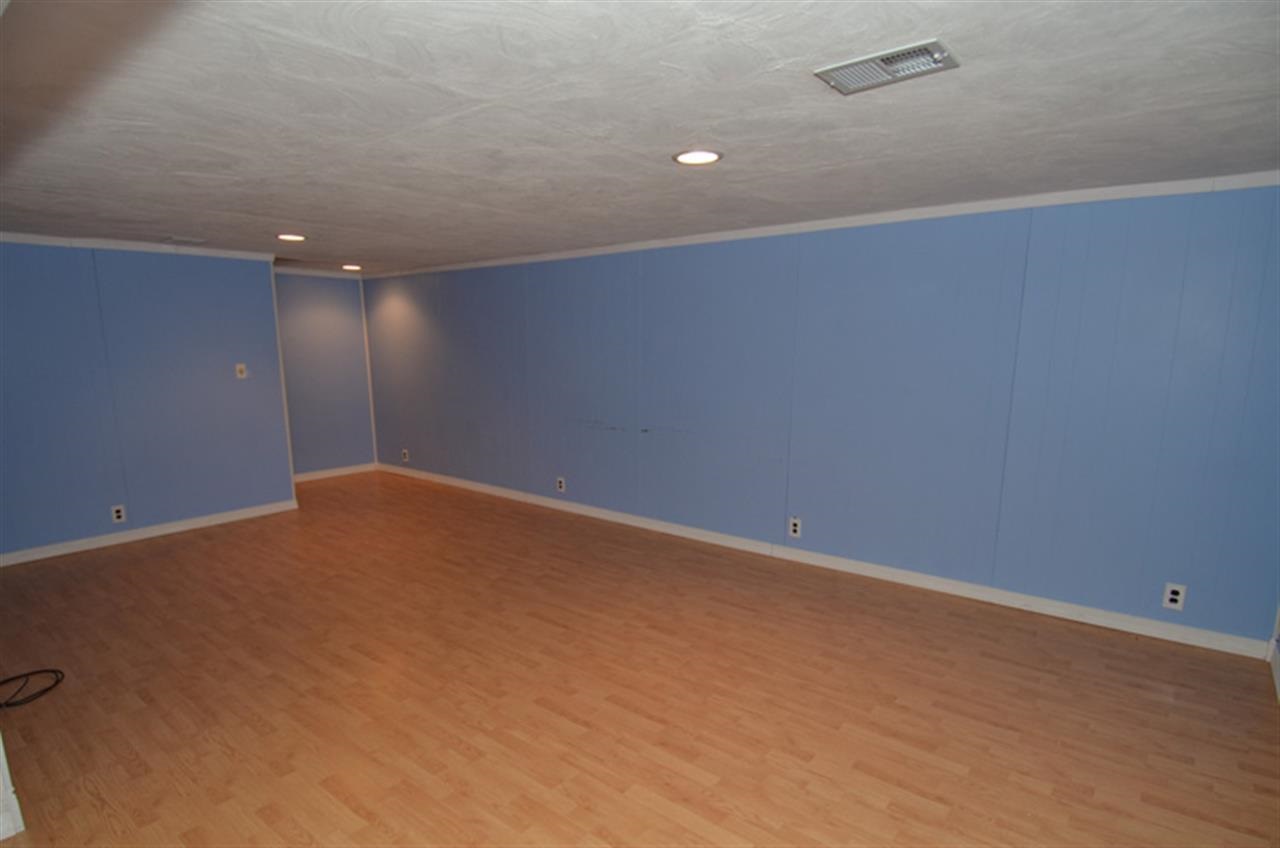 1549 Arcadia Ave, South Bend, IN 46635 photo 4