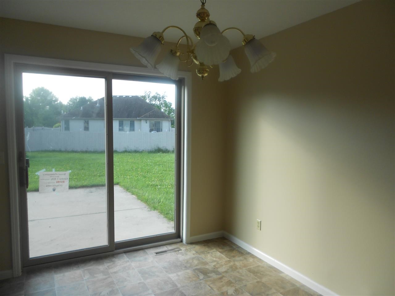 2322 Sterling Ct, Goshen, IN 46526 photo 8